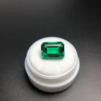 

100% Natural Green Color Emerald Stone