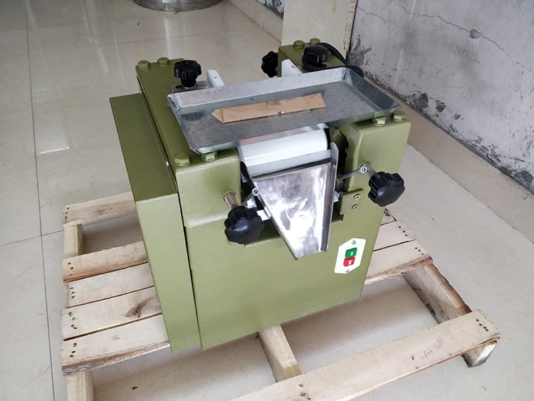 lab scale homogenizer automatic three roll grinding machine/3 roll mill
