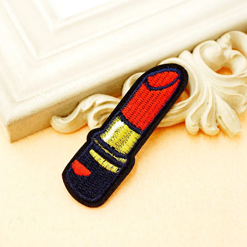 Hot Sale Lips Kiss Lipstick Ironing Badges Embroidery Patches (2).jpg