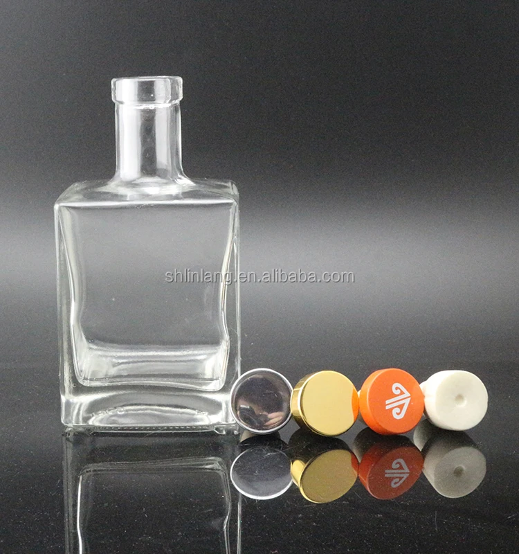 Shanghai Linlang Wholesale classical square crystal glass whisky bottle.jpg
