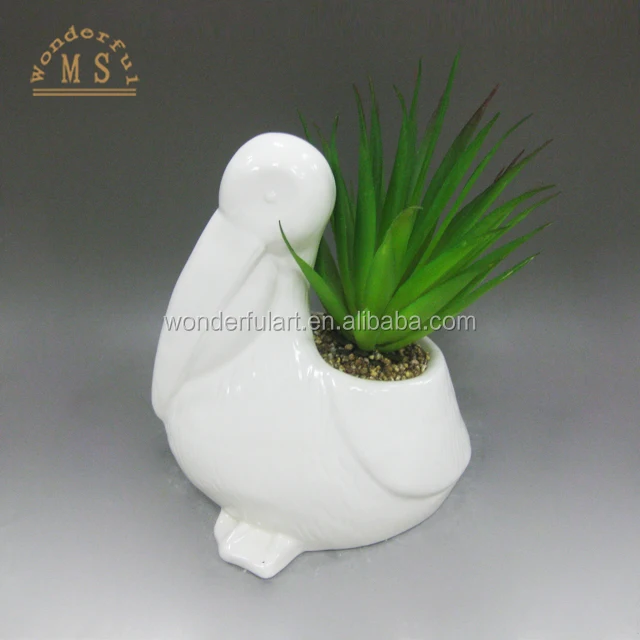 Top hotsell Mini ceramic bonsai succulent planter pot white color with relief Animal Lama alpacos shape design for home decor.