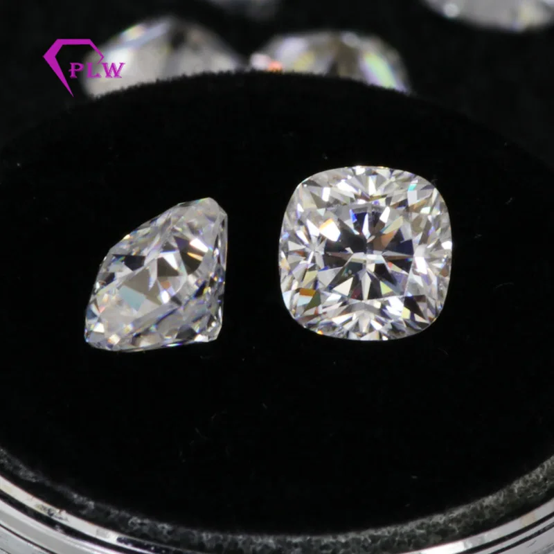 8mm 2.5ct cushion cut white moissanite diamond