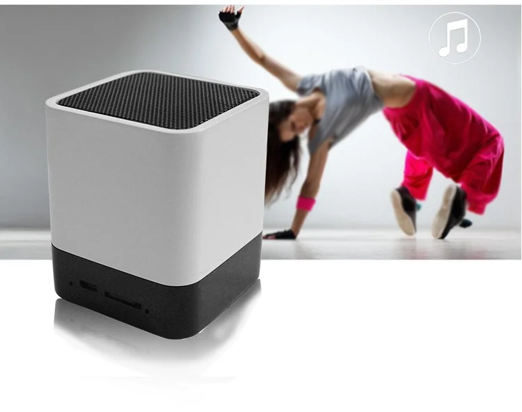 alarm clock speaker (4).png