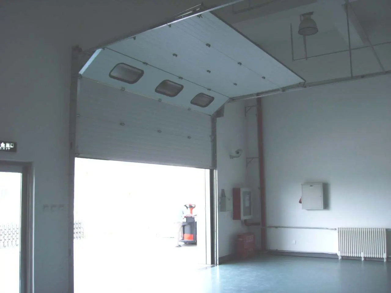 overhead garage door, retractable garage door