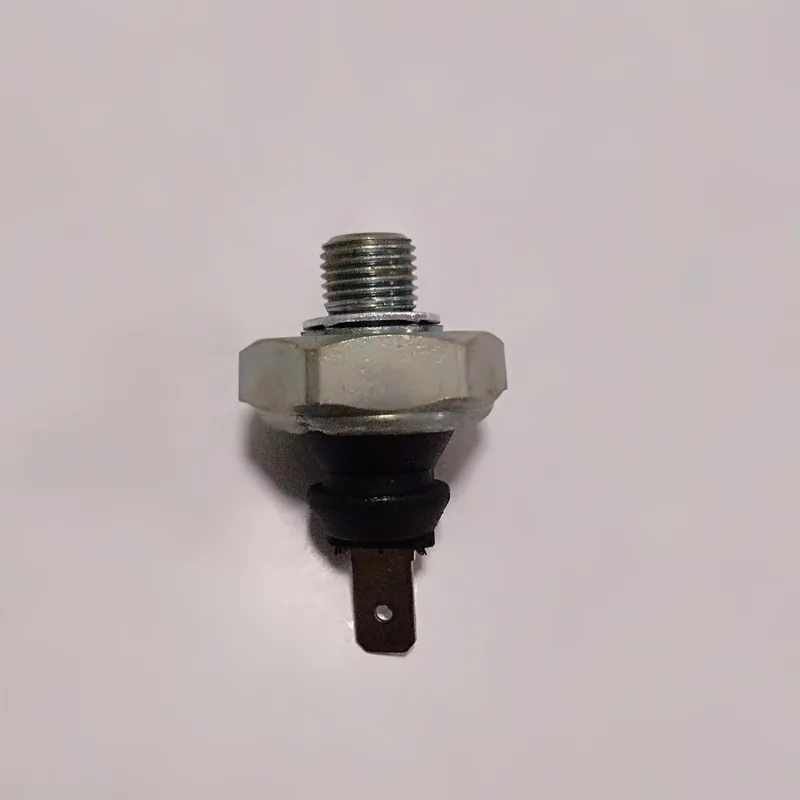 Deutz 914 Engine Parts Oil Pressure Switch 01182479 Buy Deutz Oil