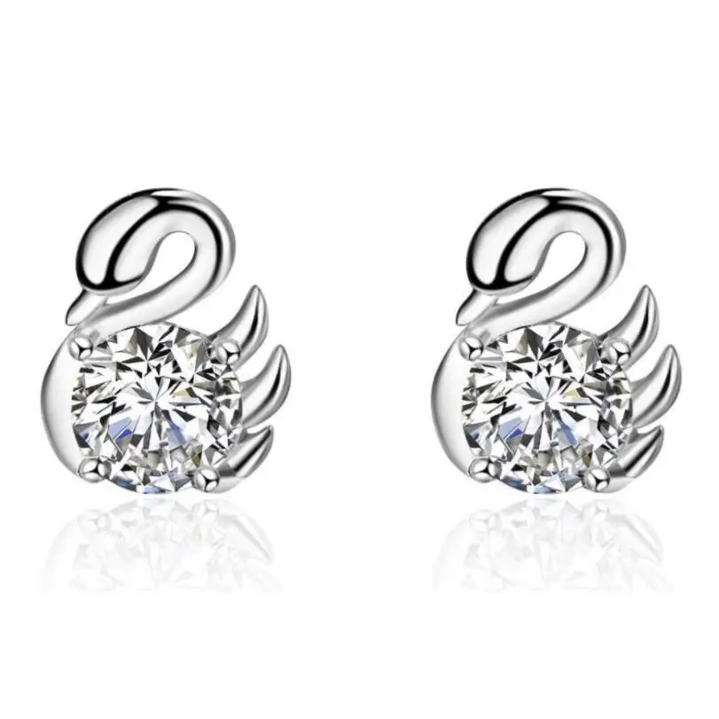 

Fashion's new shy white swan with zircon studs