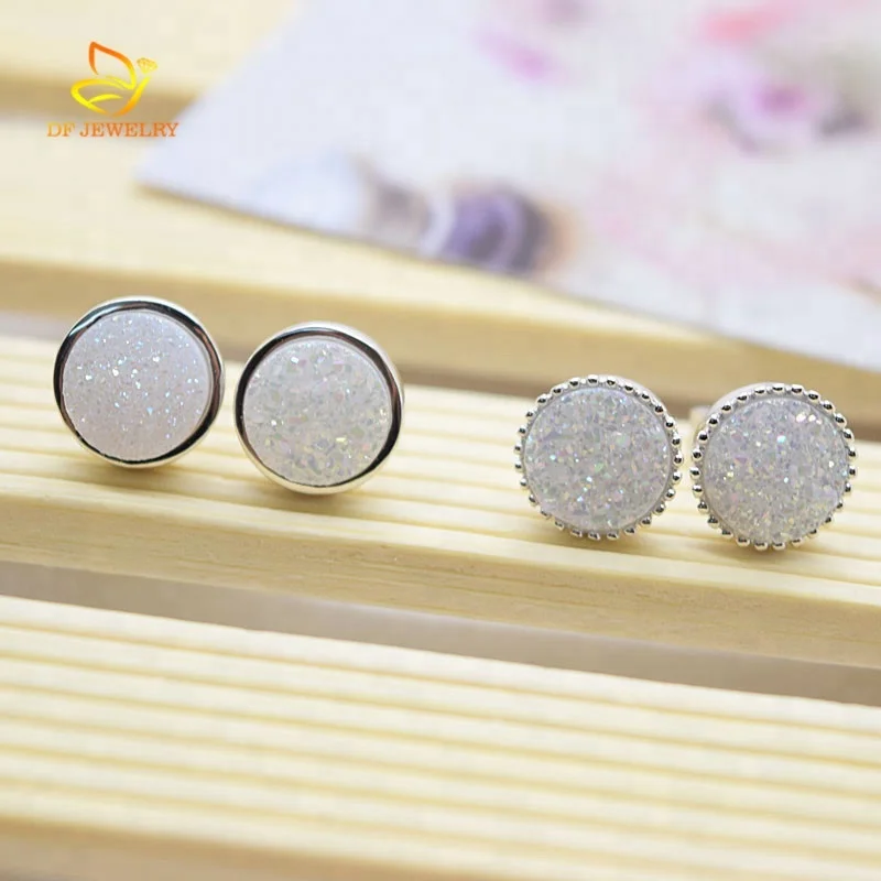 

Unique Round 8.0mm Natural Agate Druzy 925 Silver Stud Earring