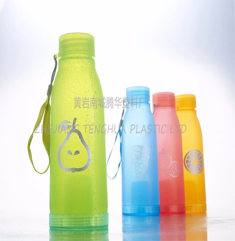 BPA free plastic fruit infuser water bottle sport fruit infuser bottle