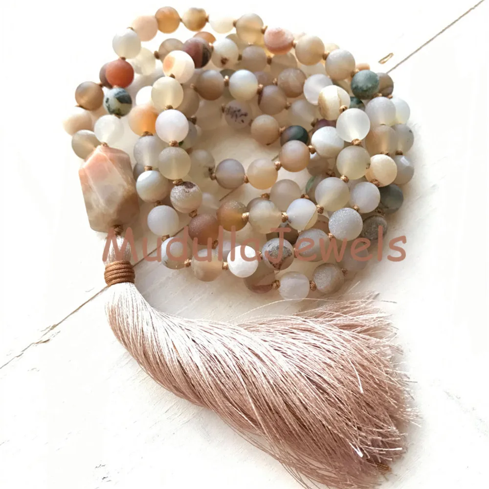 

MN21280 Agate Geode Druzy Agate Beads Necklace, Long Tassel Earth Tone 108 Mala Japa Mala Beads with Moonstone Guru Bead, Picture