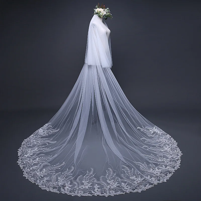 

Top Quality 3 Meter Ivory Ultrathin Lace Bridal Veils With Vein DX9012