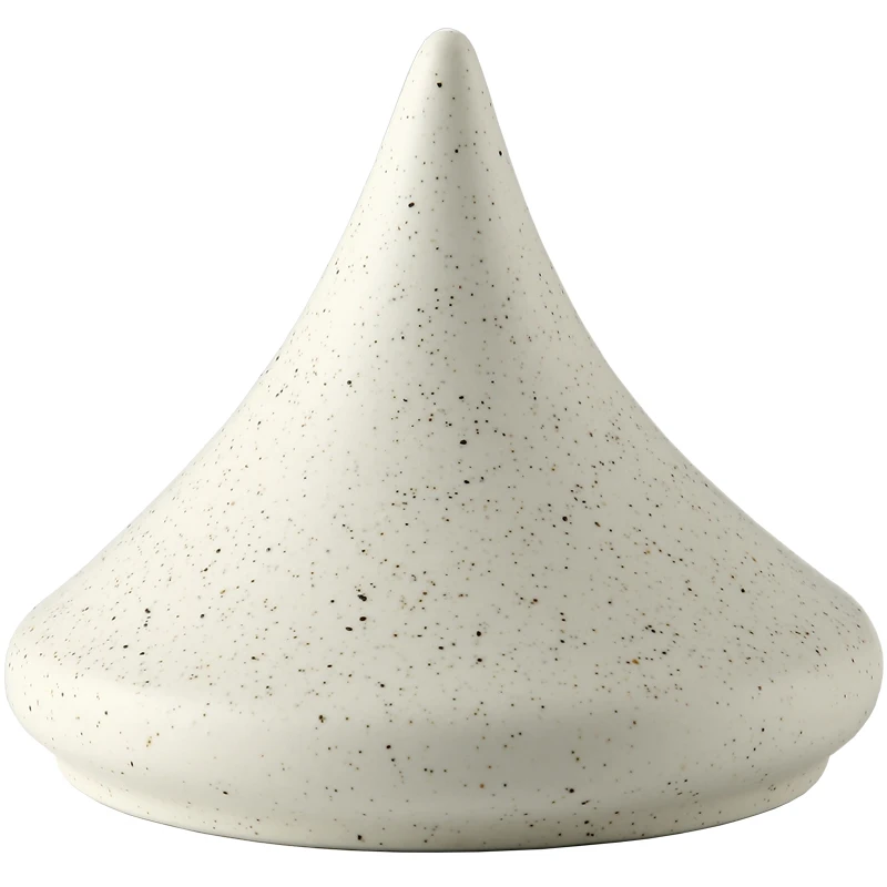 
New Creative Home Gift Ceramic Conical Jewelry Ring Receives Tray Groceries Zakka Small Jewelry 