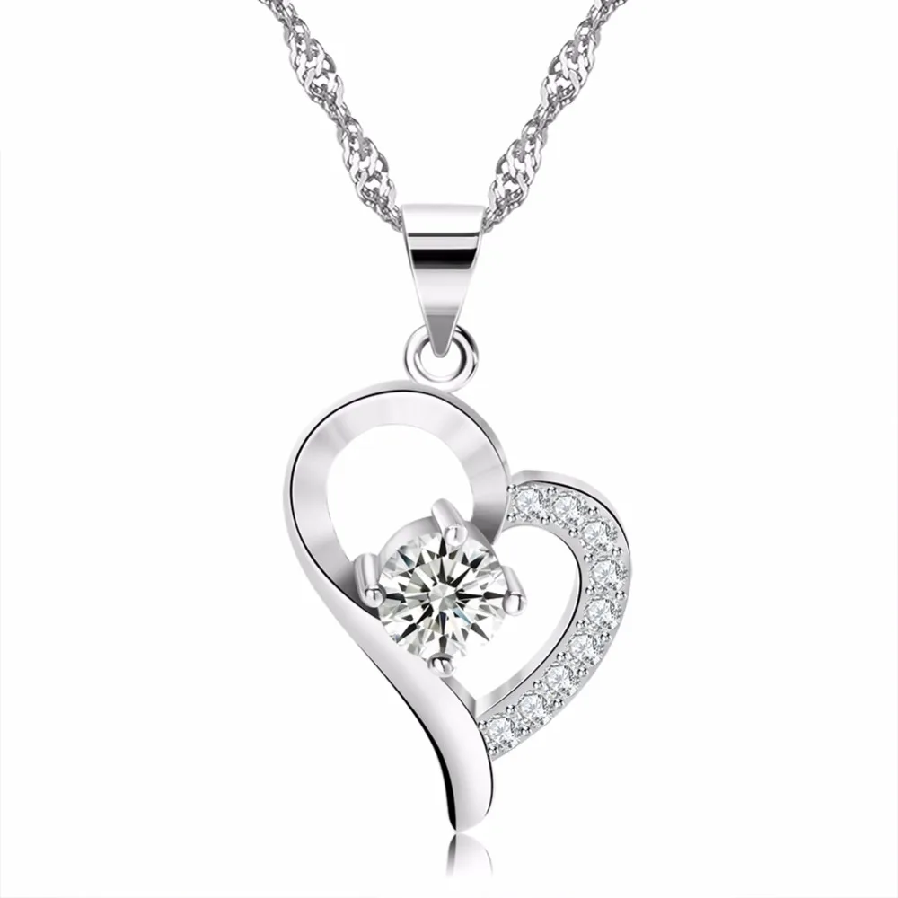 RINNTIN ON19 for Valentine's Day Gift of girlfriend Crystal Inserted Heart Pedant Necklace Women Jewelry