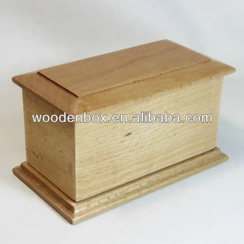 
Small wooden casket for pets 