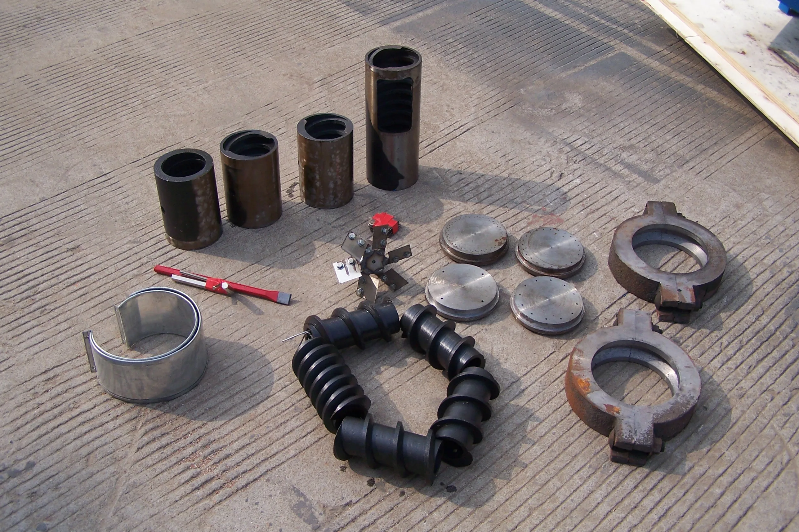 post bed roller feed sewing machine