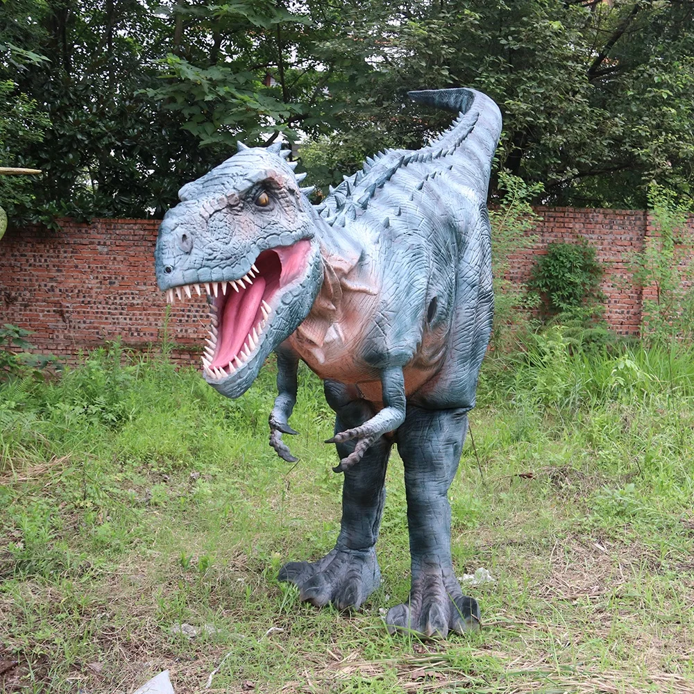 realistic dinosaur animatronic