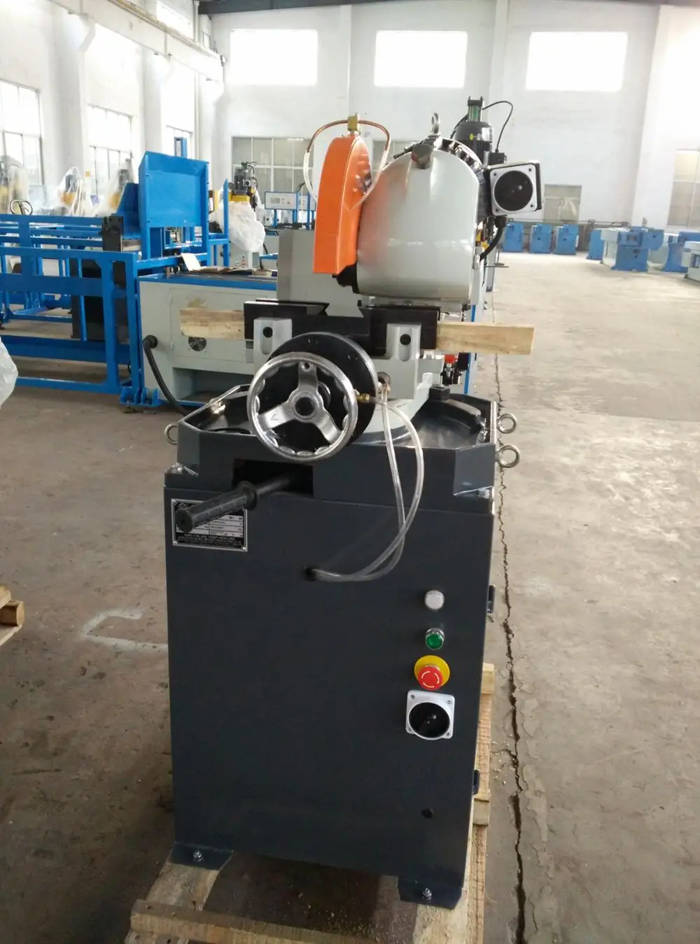 
Pneumatic Metal Circular Saw 
