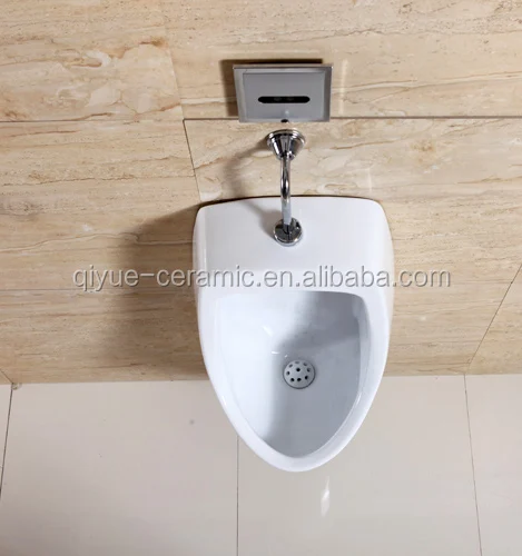 Source Sanitaire wc urinoir mural en céramique manuel rinçage urinoir sans  eau pour homme on m.alibaba.com
