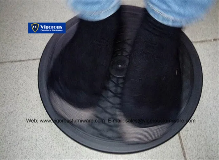Plastic swivel plates 47