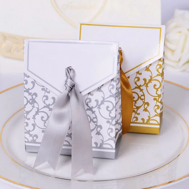 

Gold / silvery brozing wedding favor packaging paper box with ribbon