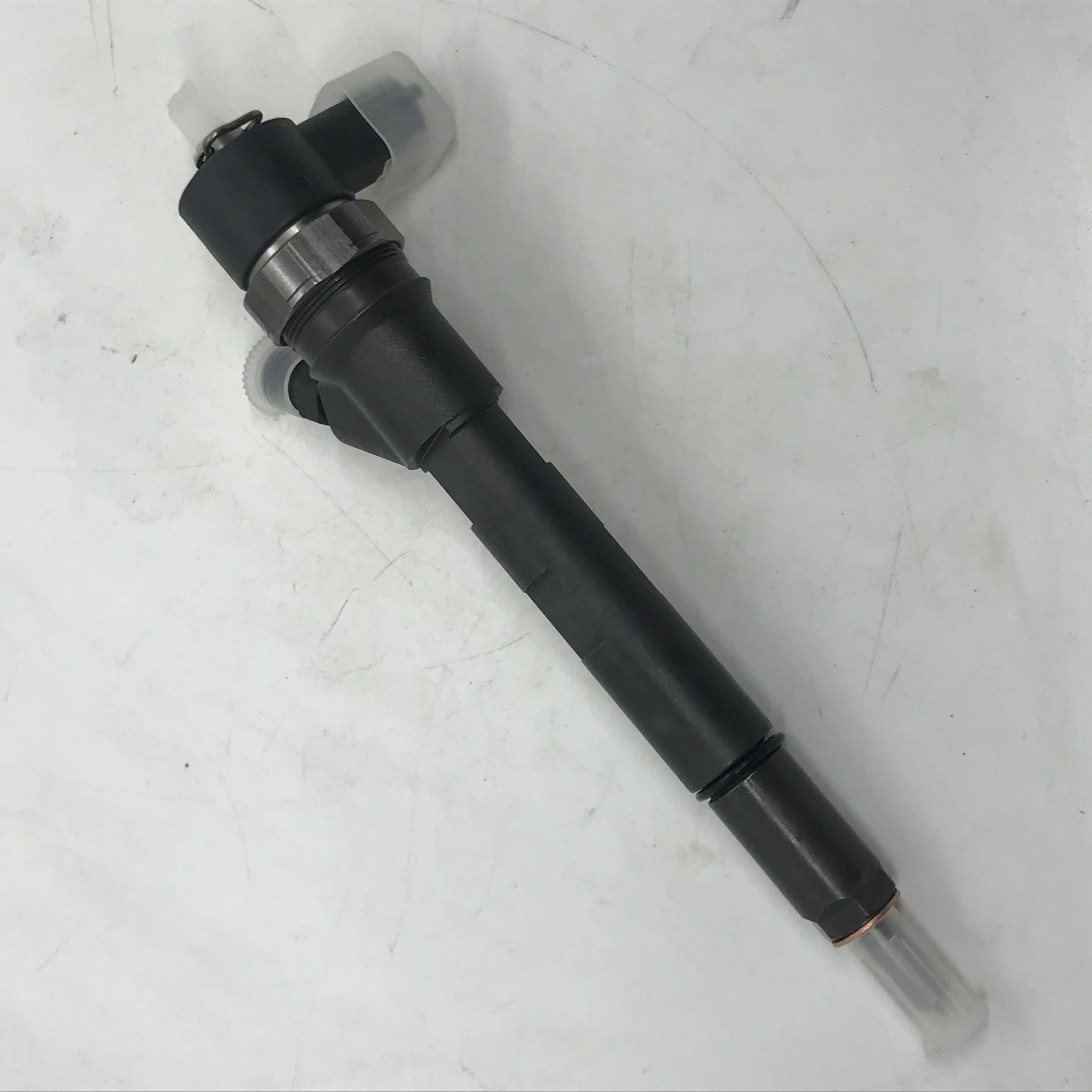 Diesel engine parts Fuel injection common rail injector 0445110059