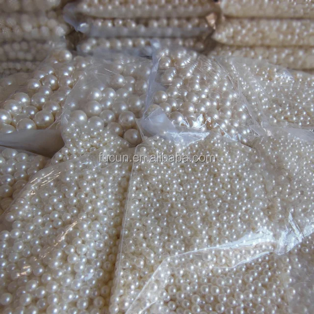 plastic pearl (3).jpg