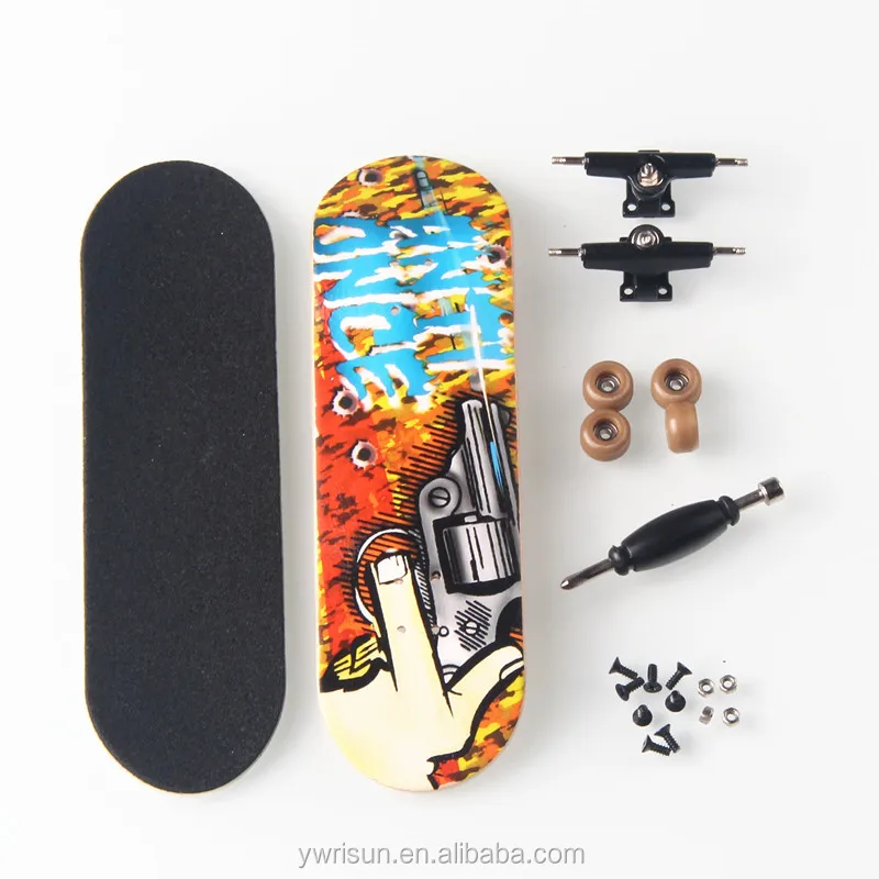 Rsfn0023 Canadian Maple Wood Complete Finger Skateboard With Bearing
