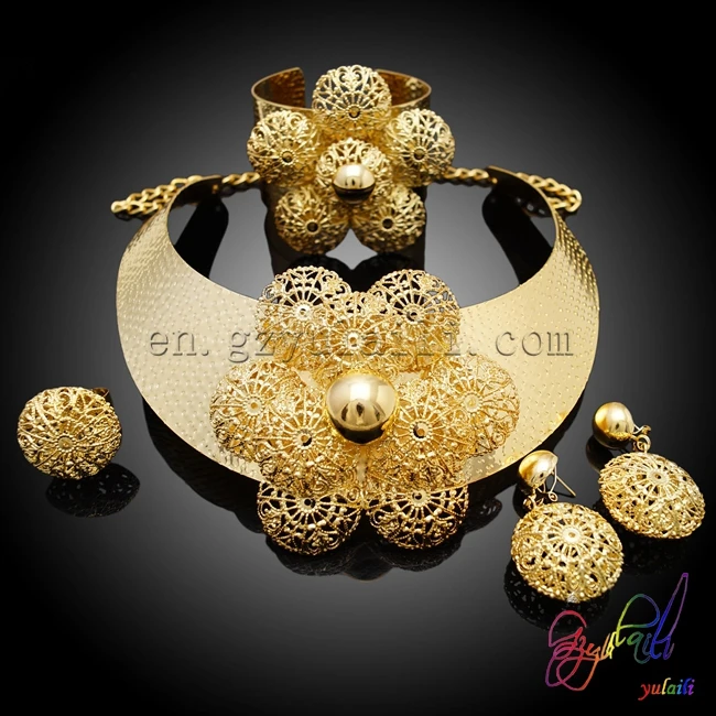 

2018 Winter African Style Fashion New Style Dubai Jewelry Set, Gold silver red any color is avaliable