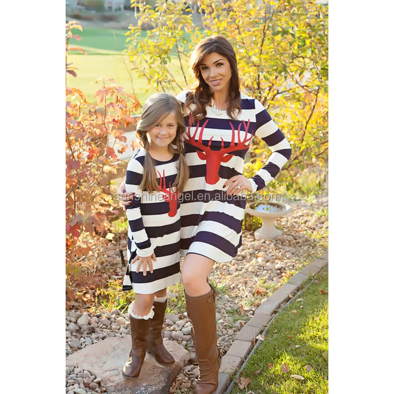 

Wholesale Fashion Cotton Christmas Reindeer Printed Mother Daughter Matching Dress