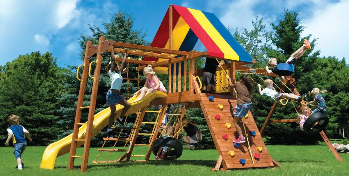 New Style Customized Theme Park Wooden Combination Slide Outdoor Wood