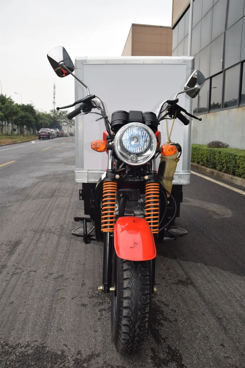 lifan cargo tricycle india price