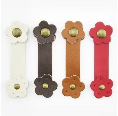 

Wholesale fashion charm flower shape bag accessories, White yellow red pink black coffee