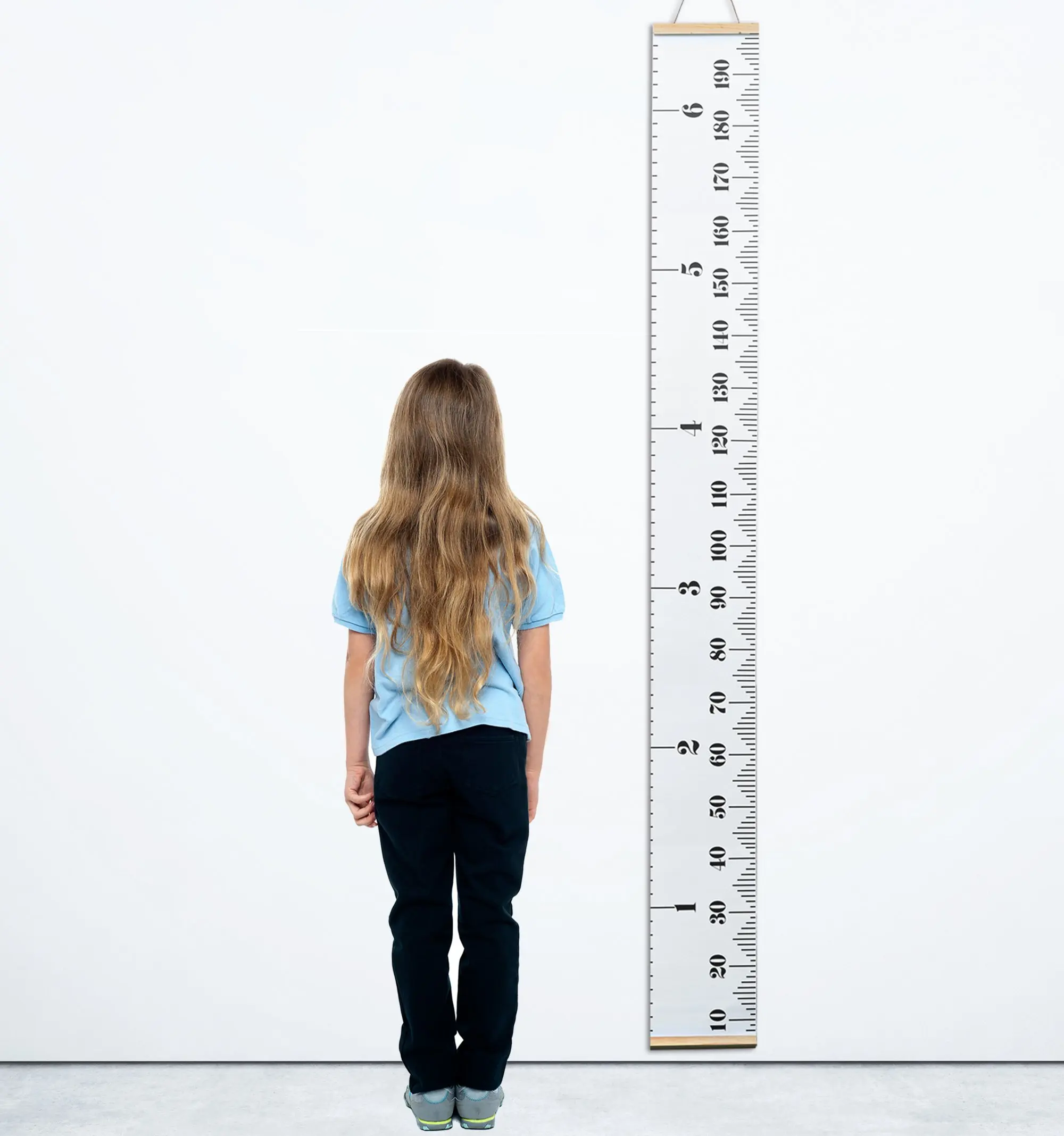 Height wp. Линейка 2 метра рост. Линейка роста человека. Измеритель роста человека. Измерительная линейка для измерения роста.