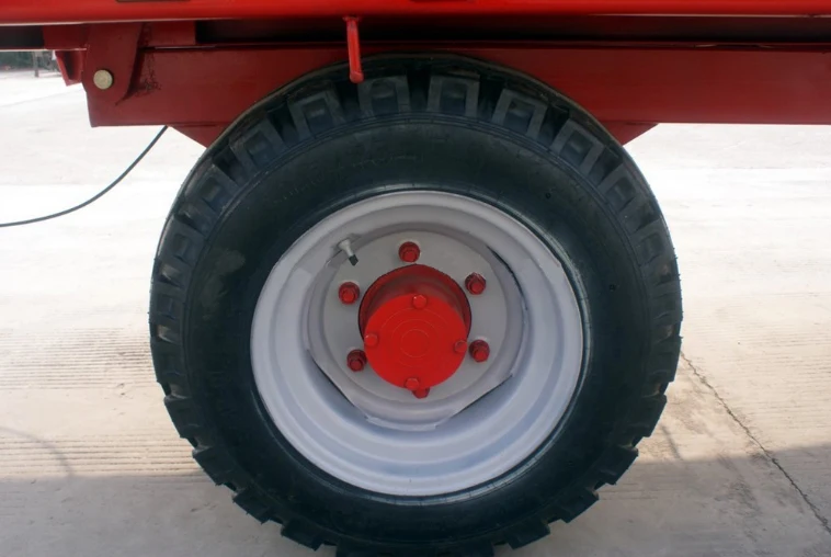 DETAILS2.jpg