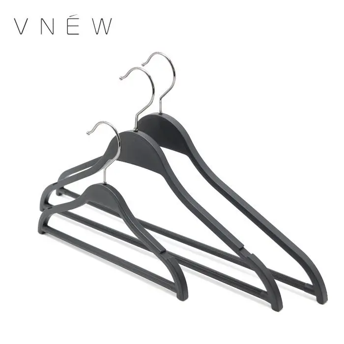 plastic shirt hangers