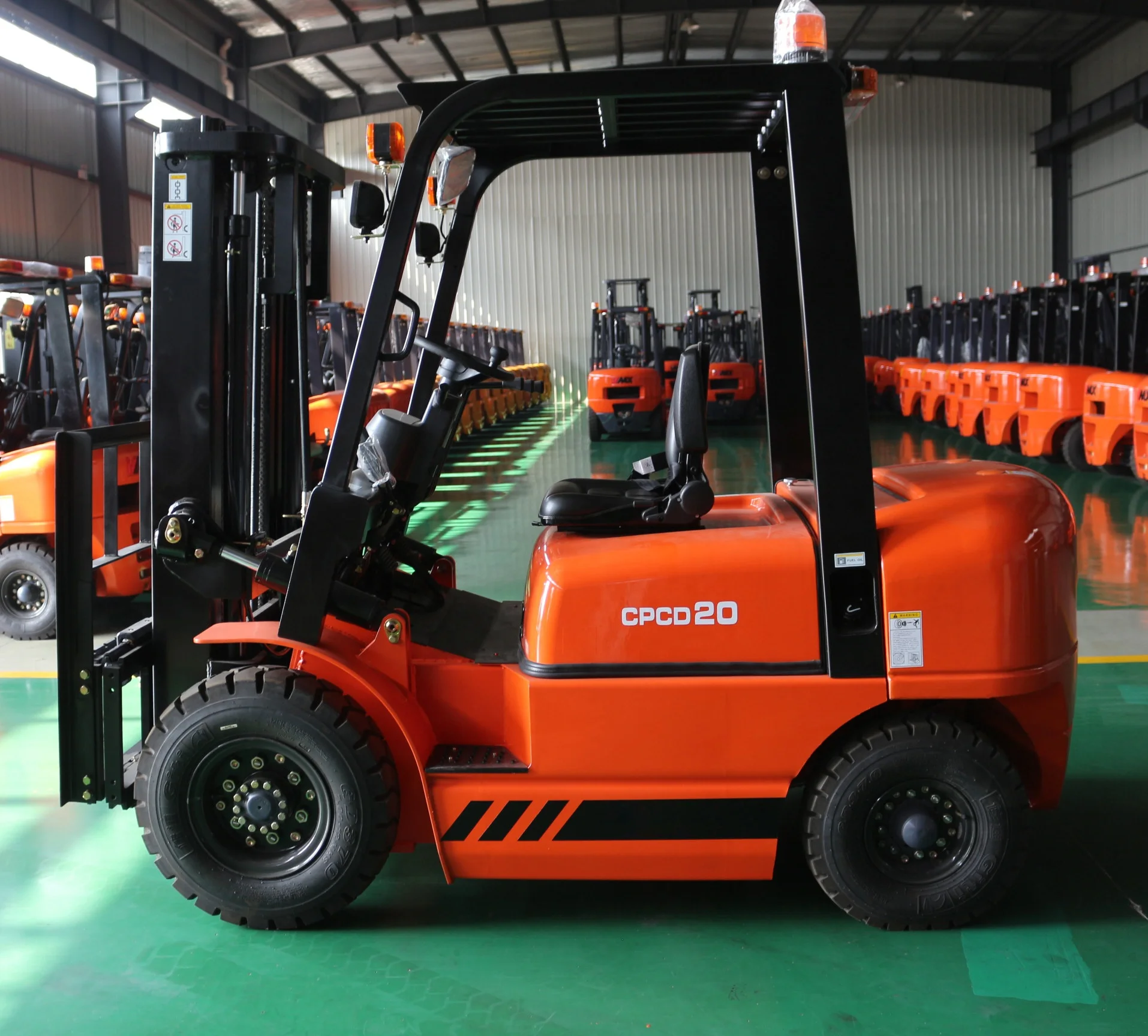 
2 ton RC Diesel Forklift 3 Meter Mast CPCD20 Small Fork Lift Truck Xinchai C490 Engine 