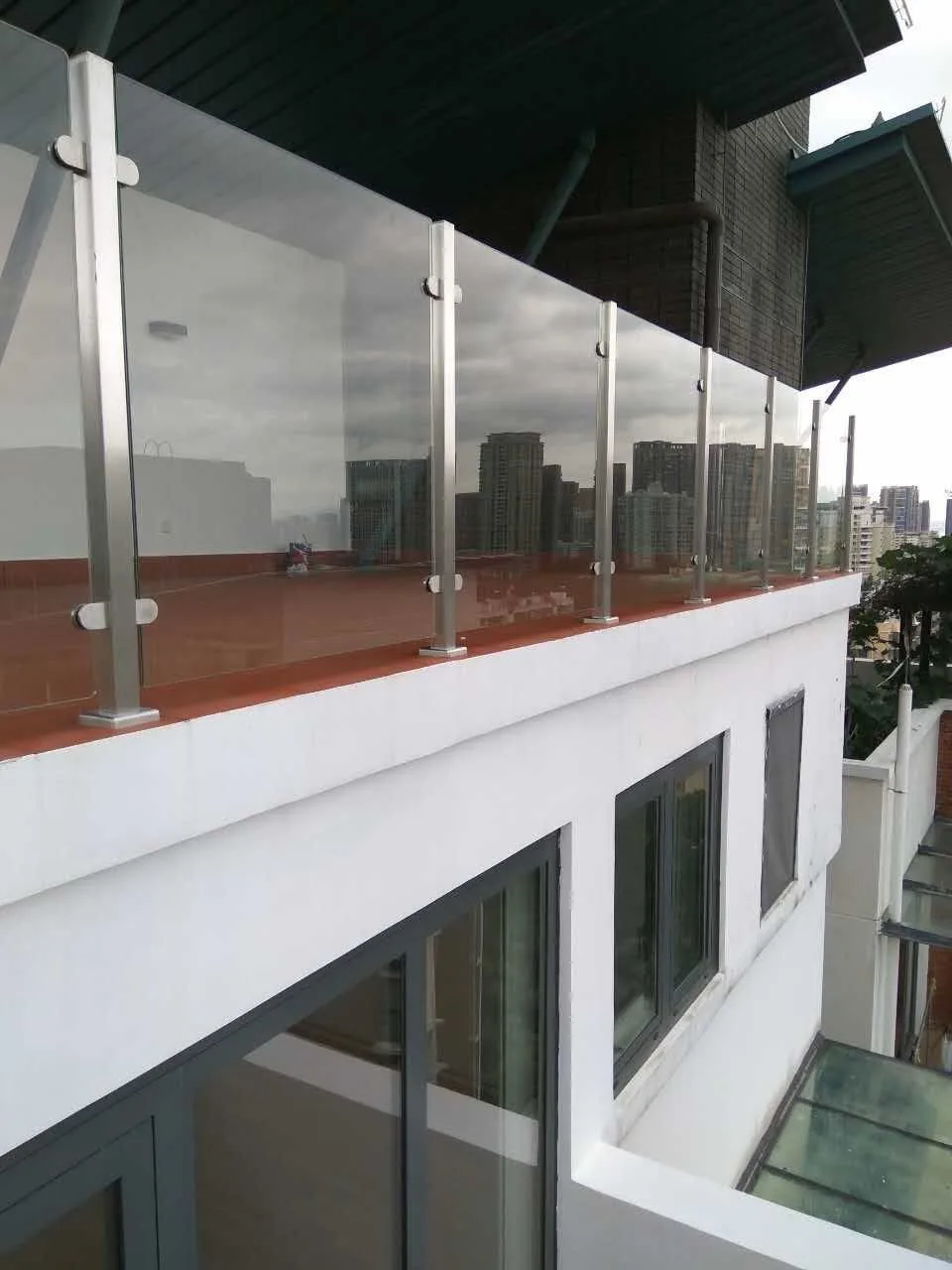 不锈钢定制扶手户外楼梯扶手