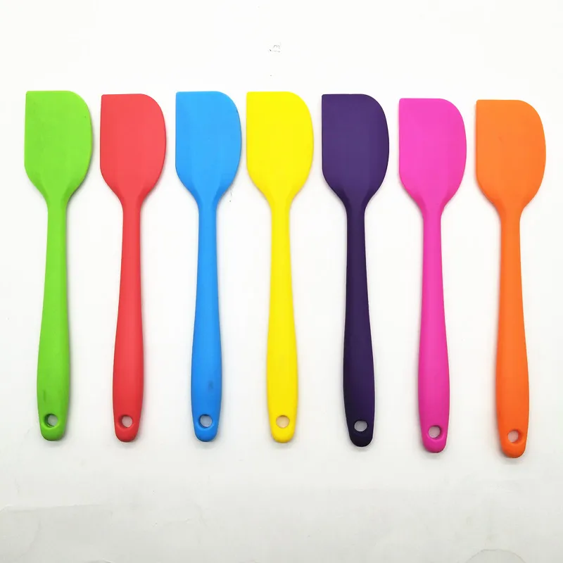 

Heat Resistant Baking Spoon & Spatulas ,Wholesale Personalized Silicone Spatula Set, Purple;yellow;blue or customized