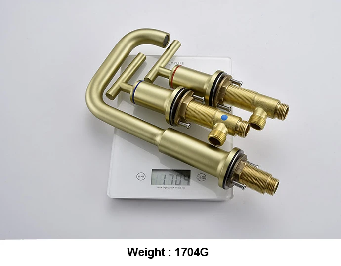 Bathroom faucet (2).jpg