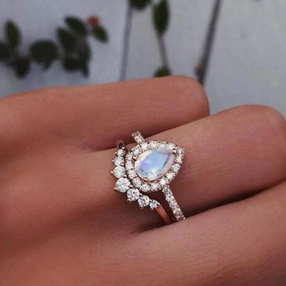 

Artilady Moonstone Sterling Sliver Ring White Zircon Fashion Ring For Women