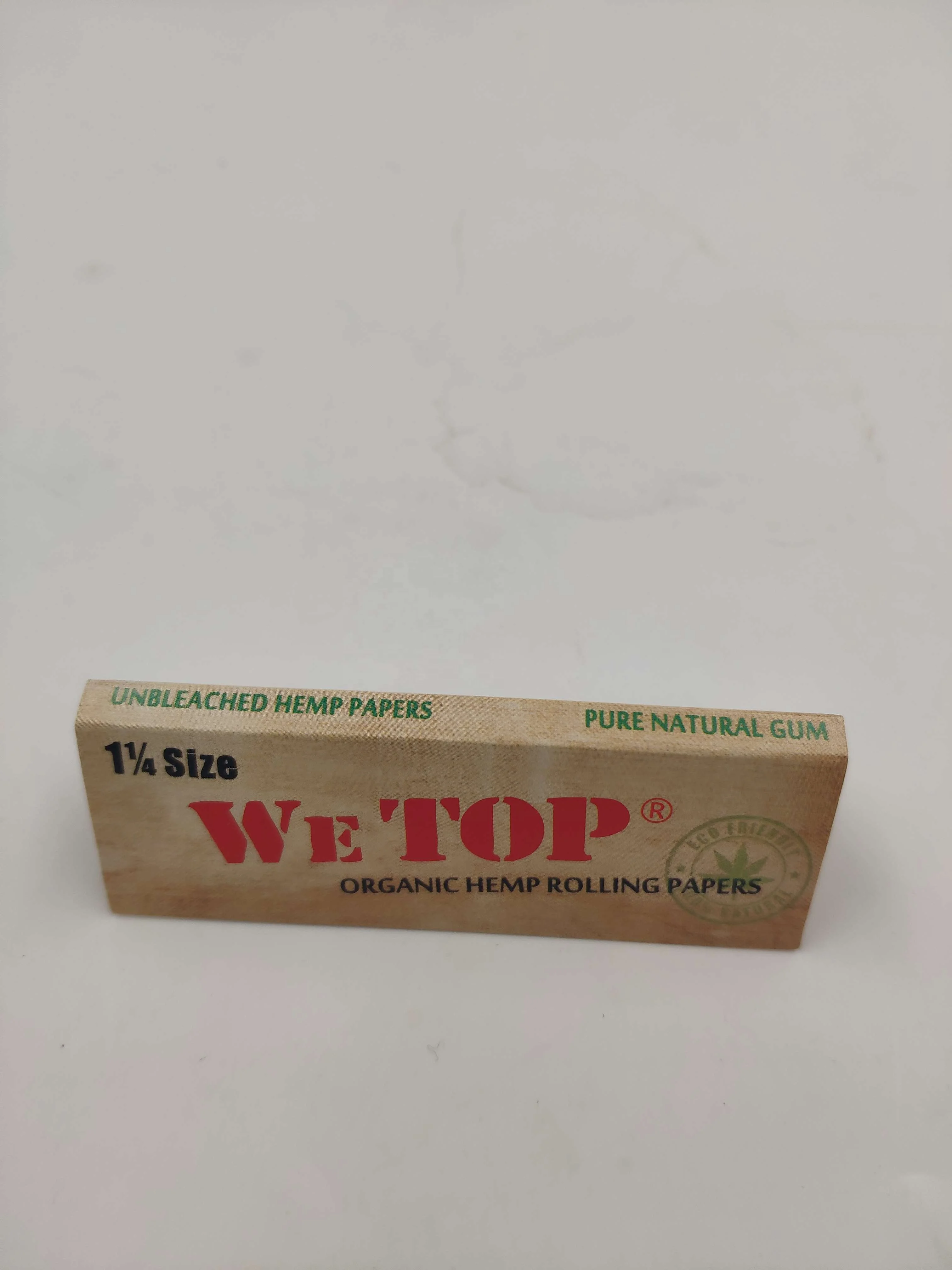 
WE TOP hemp rolling paper 1 1/4 size 50 leaves per booklet , OEM available 
