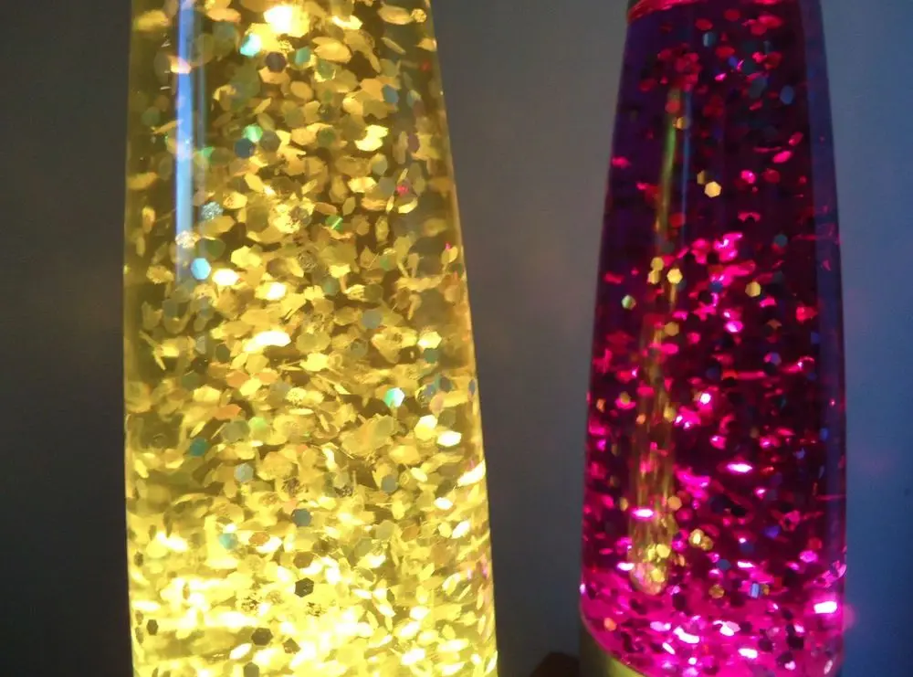 7 26 28 2 lamparas de lava rosa y amarillo con purpurina flotante buy rosa lampara de lava lampara de mesa lampara de lava product on alibaba com