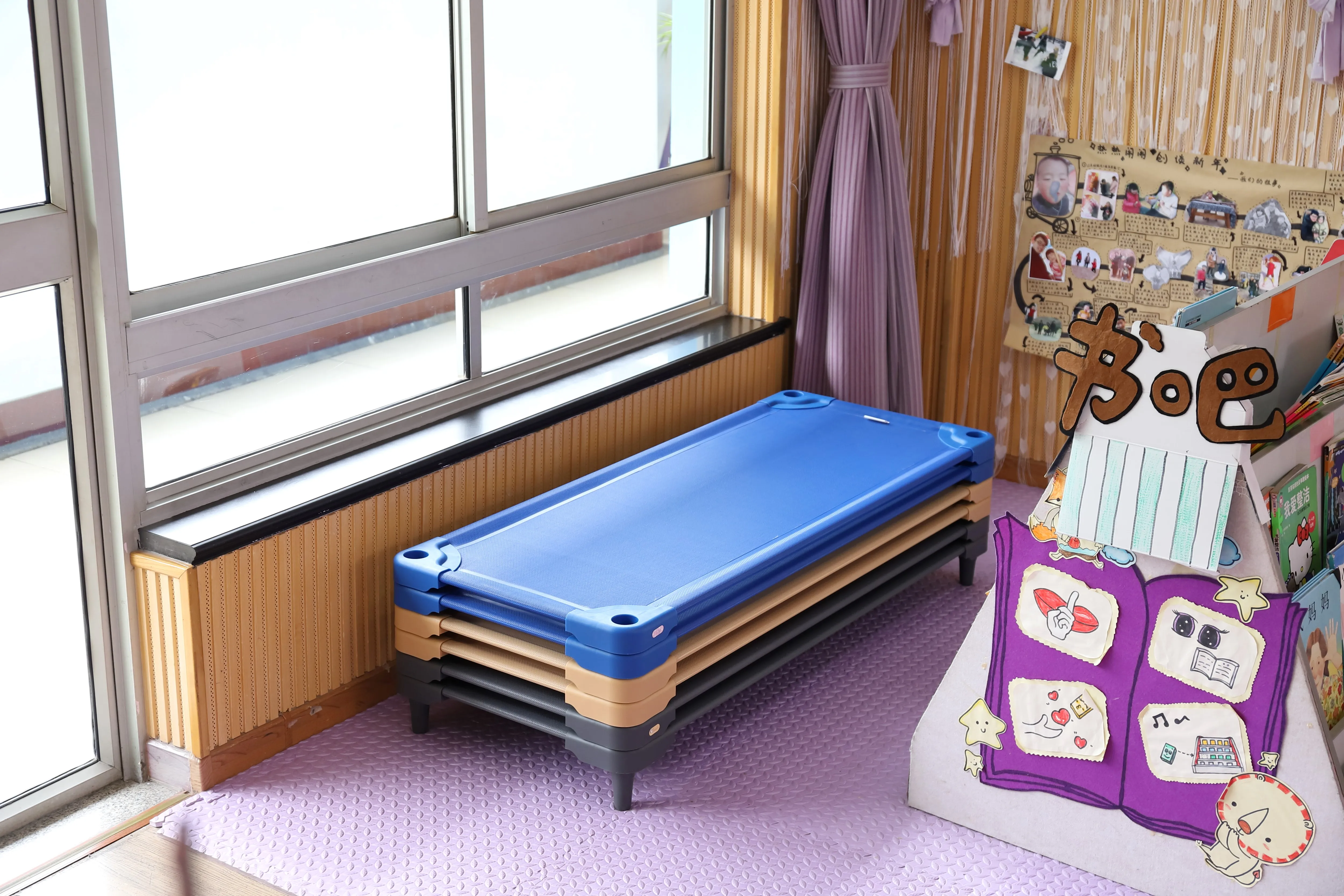 China Supplies Blue Nursery School Plastic Cot Baby Crib Bed Plastic Cot Baby Crib Bed