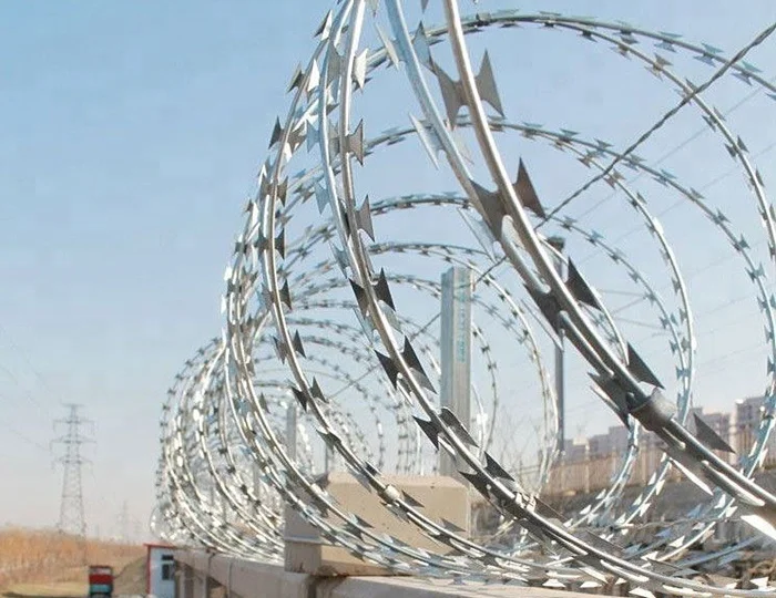 Anti Climb Wall Used 900mm Galvanized Concertina razor Wire Coil ...