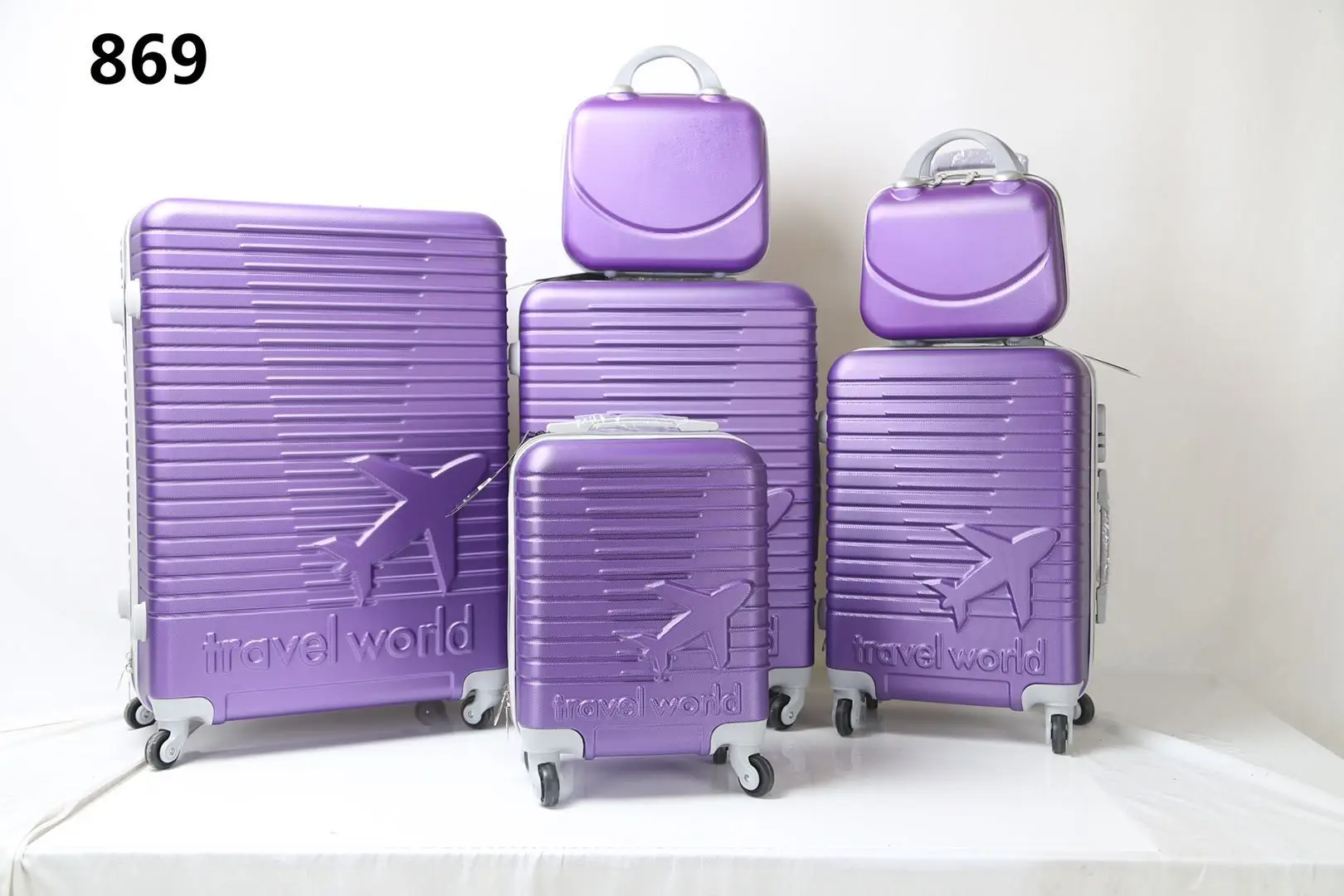 tumi carryon