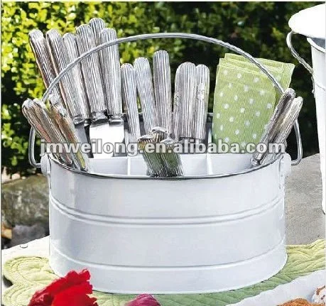 Utensil holder