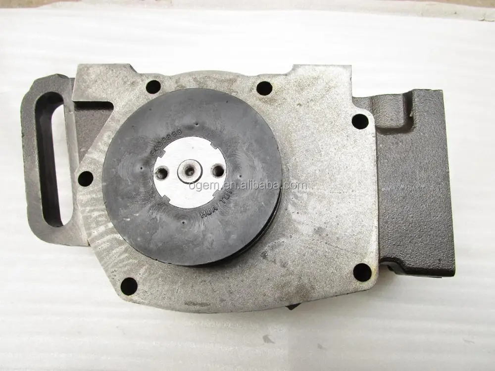 Original 3051408 3000888 Cummins M11 200hp Diesel Engine Water Pump