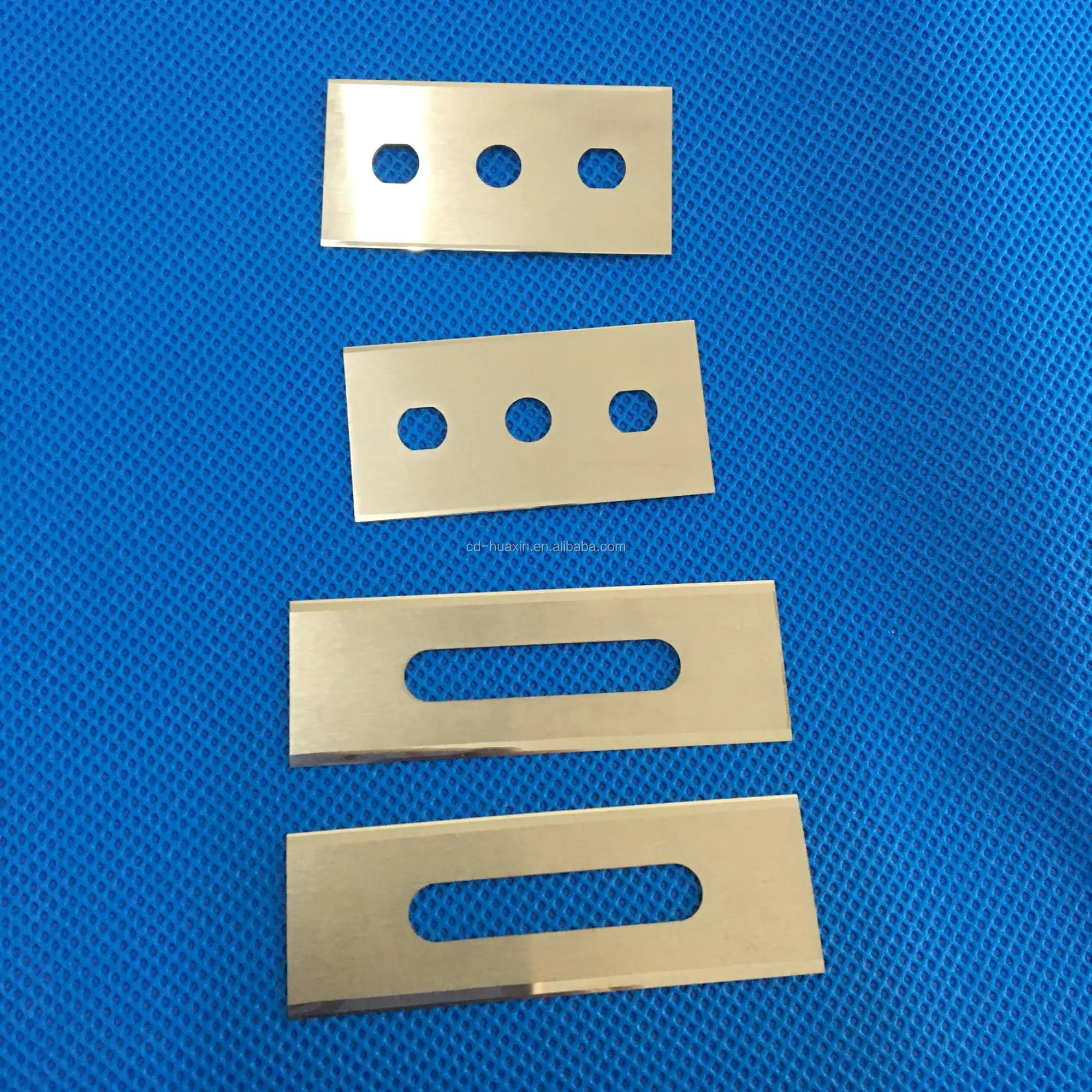  RAZOR AND PLOTTER BLADES.JPG