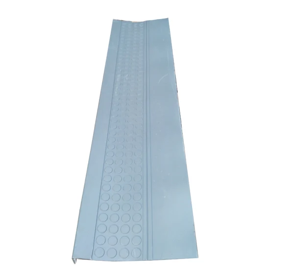 
outdoor anti slip stair treads 