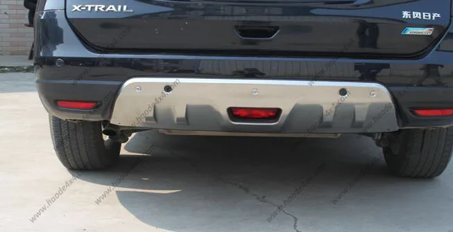 x-trail front skit plate instal with logo.jpg