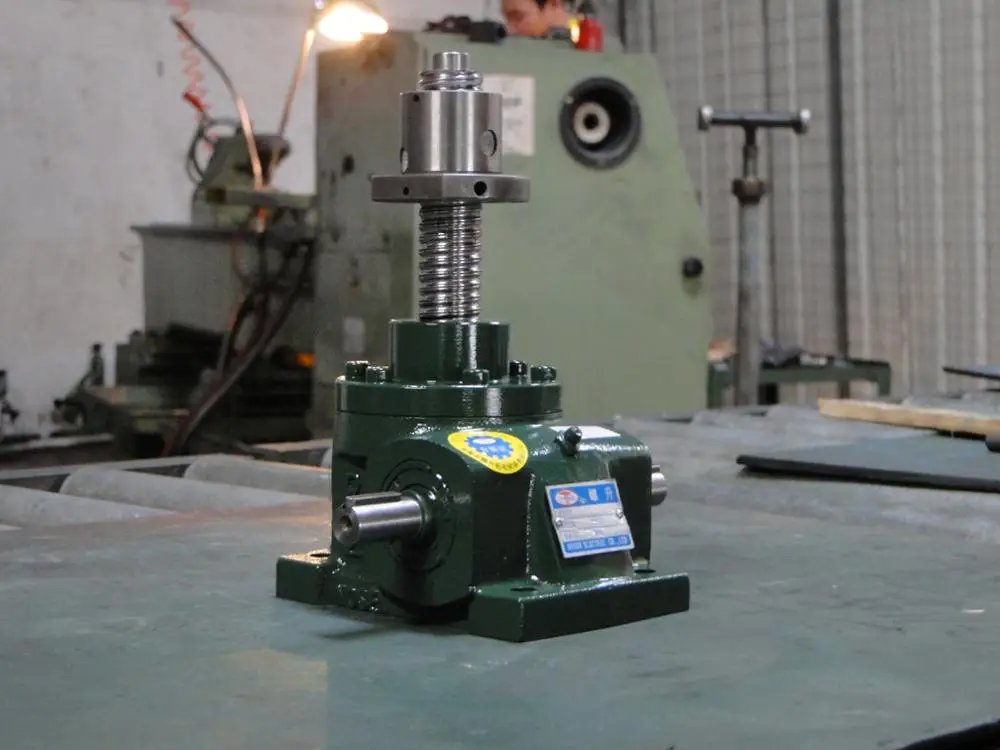 小负载 150毫米冲程直立高频使用滚珠丝杆千斤顶